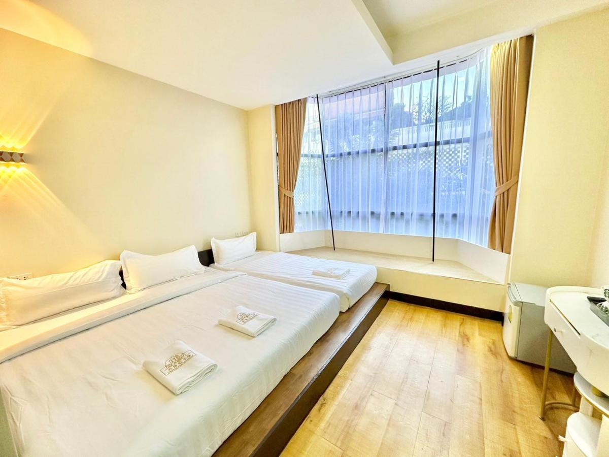Abc So Hotel Bangkok Exteriör bild