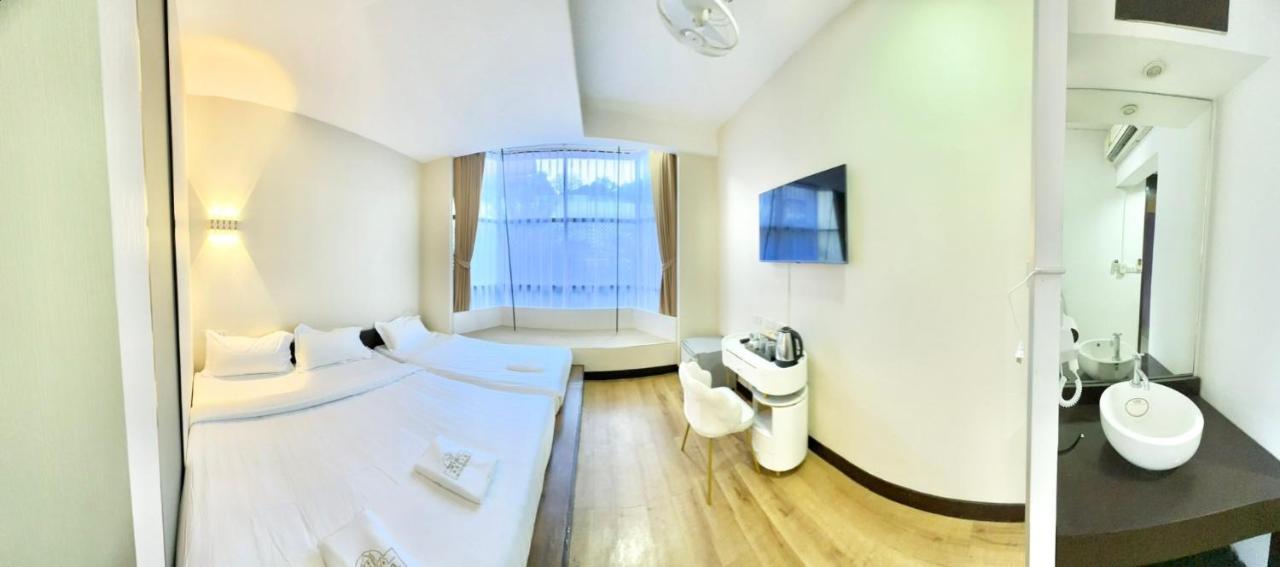 Abc So Hotel Bangkok Exteriör bild
